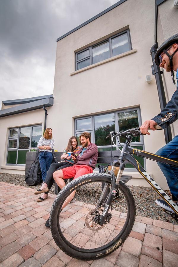 Wild Atlantic Hostel Лінон Екстер'єр фото